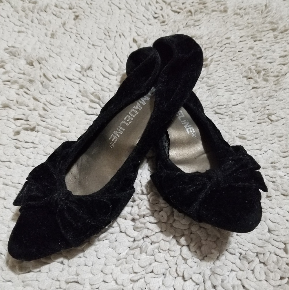 Black flats